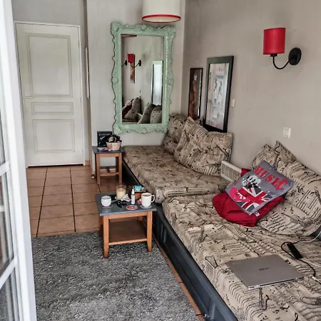Prázdninový dům La Maison Tranquille At The 1 Bedroom House *