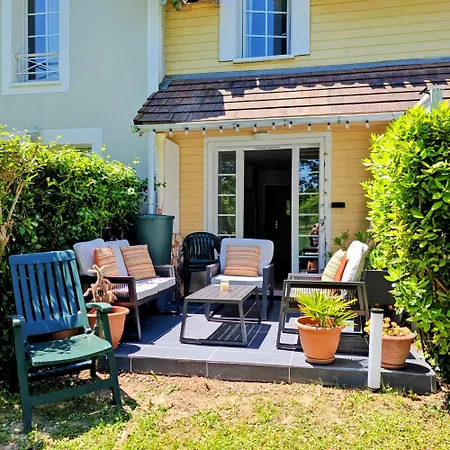 別荘 La Maison Tranquille At The 1 Bedroom House